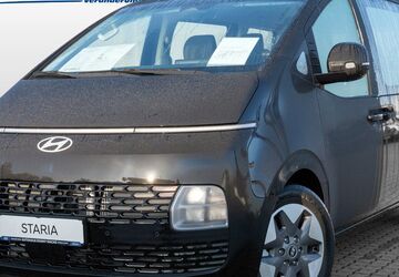 Hyundai STARIA 21.038 km 47.677 &euro; Oschatz 04758
