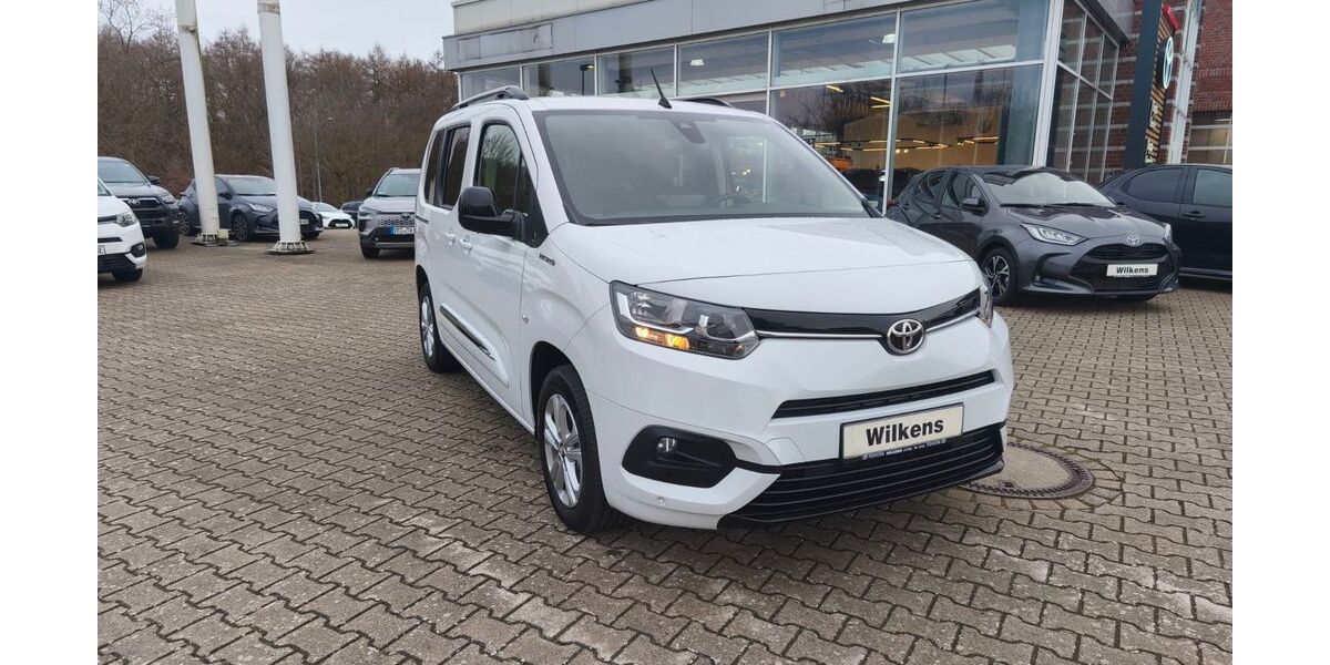 Toyota Proace (Verso) 28.000 km 28.900 &euro; Lohne 49393