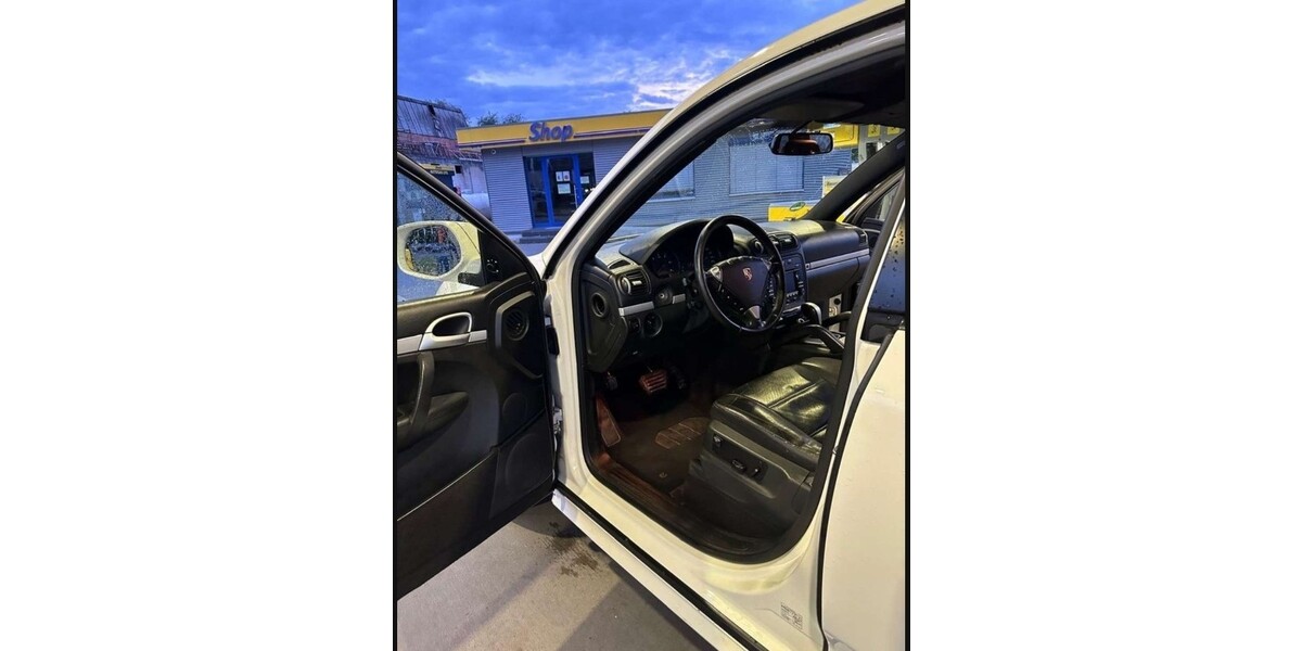 Porsche Cayenne 236.369 km 13.000 &euro; Gailingen am Hochrhein 