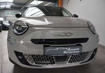 Fiat 600 9.898 km 22.980 &euro; Heiligenhaus 42579