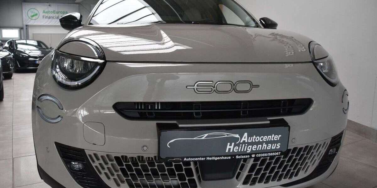 Fiat 600 9.898 km 22.980 &euro; Heiligenhaus 42579