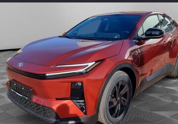 Toyota C-HR 5.000 km 43.990 &euro; Kölpinsee 17459