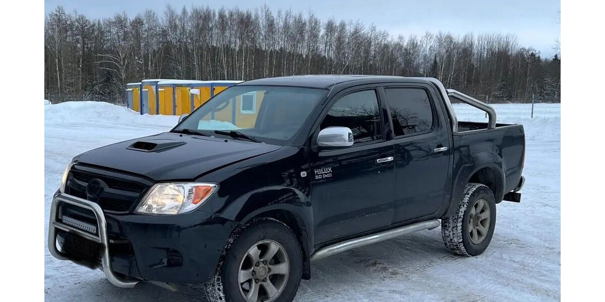 Toyota Hilux 237.812 km 9.499 &euro; hamburg 20539