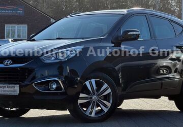 Hyundai ix35 77.800 km 16.650 &euro; Rotenburg 27356