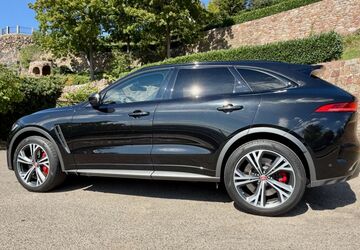 Jaguar F-Pace 84.683 km 39.900 &euro; Berlin 13585