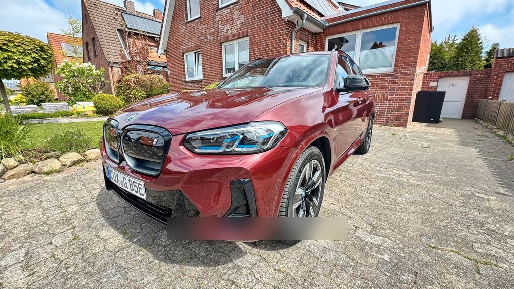 BMW iX3 22.000 km 54.900 &euro; Cuxhaven 27476