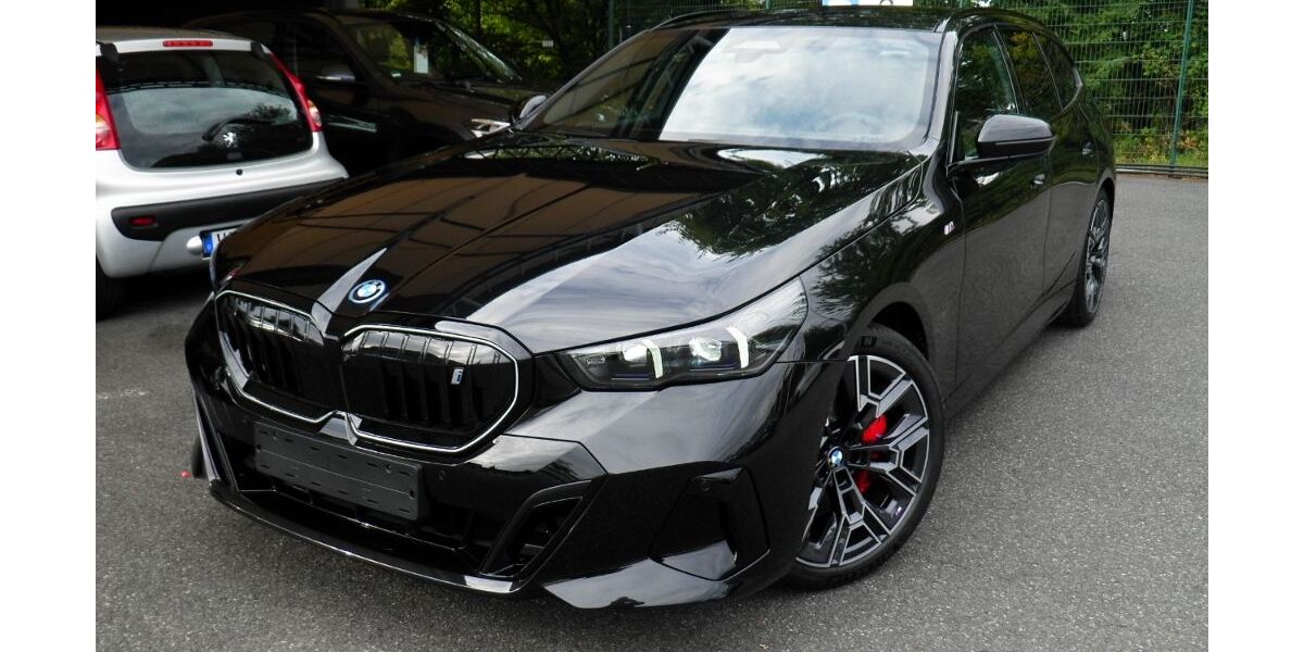 BMW i5 3.990 km 85.299 &euro; Frankfurt am Main 60435