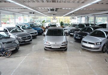 Fiat Punto 75.000 km 4.490 &euro; Essen 45356