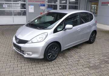 Honda Jazz 95.100 km 8.888 &euro; Ettlingen-Bruchhausen 76275