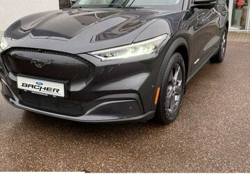 Ford Mustang Mach-E 32.000 km 28.900 &euro; Ingolstadt 85055