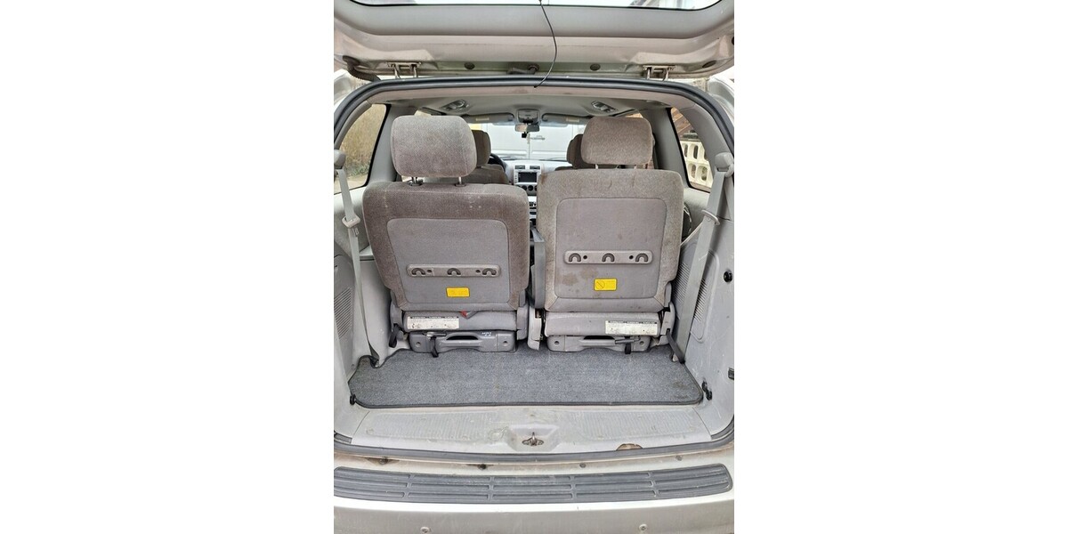 Kia Carnival 235.000 km 2.500 &euro; Dassel 37586