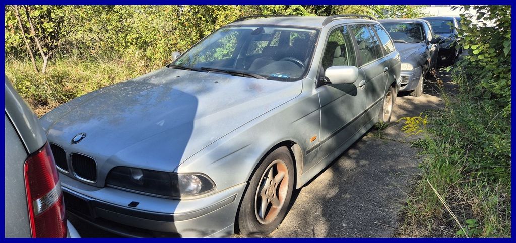 BMW 523 208.748 km 1.250 &euro; Zossen bei Berlin 15806