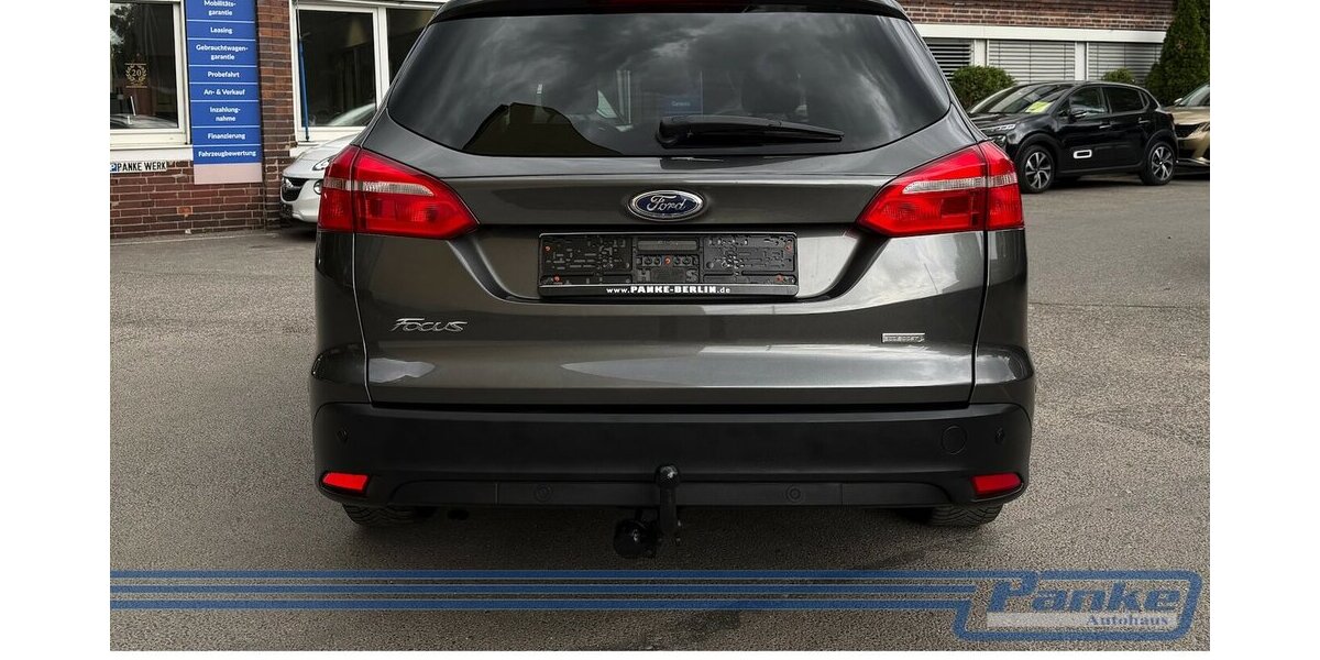 Ford Focus Titanium*AHK*SHZ*Tempo*Keyless*Navi* 117.279 km 9.380 &euro; Berlin 13187