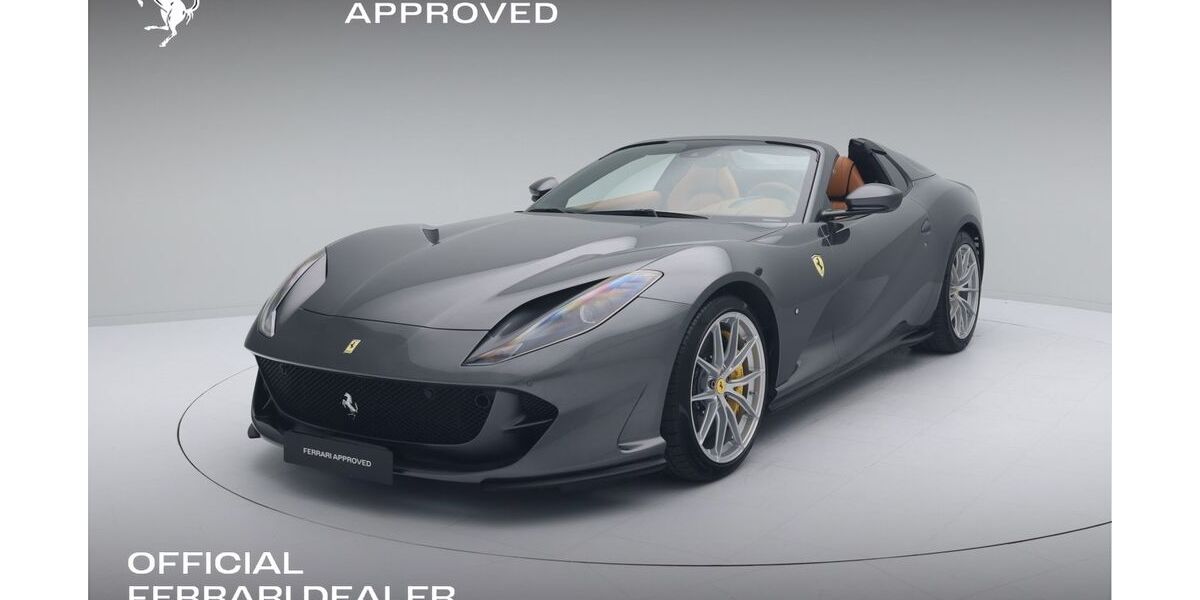Ferrari 812 1.800 km 389.900 &euro; Hamburg 22143