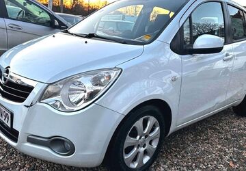 Opel Agila 108.000 km 1.950 &euro; Berlin 10829
