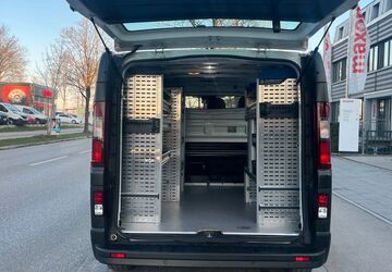 Renault Trafic 68.500 km 20.850 &euro; München 81825