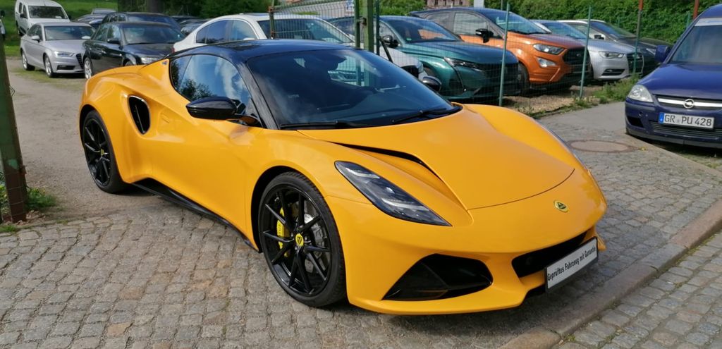Lotus Emira 12.000 km 81.999 &euro; Görlitz 02826