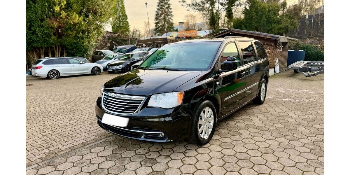 Chrysler Grand Voyager 257.000 km 9.990 &euro; gelsenkirchen 45892