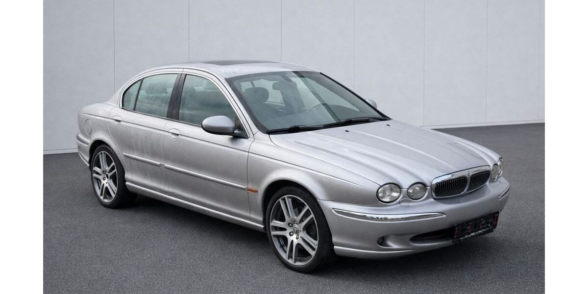 Jaguar X-Type 220.000 km 3.990 &euro; Bad Mergentheim 97980