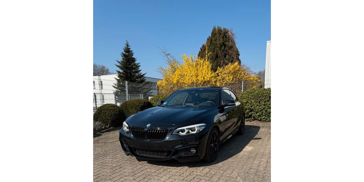 BMW 230 81.825 km 25.900 &euro; Bremen 28307