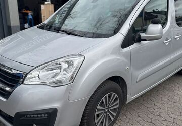 Peugeot Partner Tepee 243.000 km 8.150 &euro; Nürnberg 90453