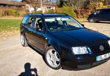 VW Bora 286.000 km 2.700 &euro; Bad Tölz 83646