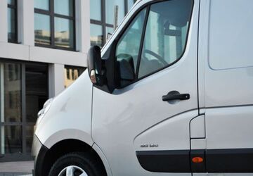 Renault Master 112.000 km 12.450 &euro; Raunheim 65479