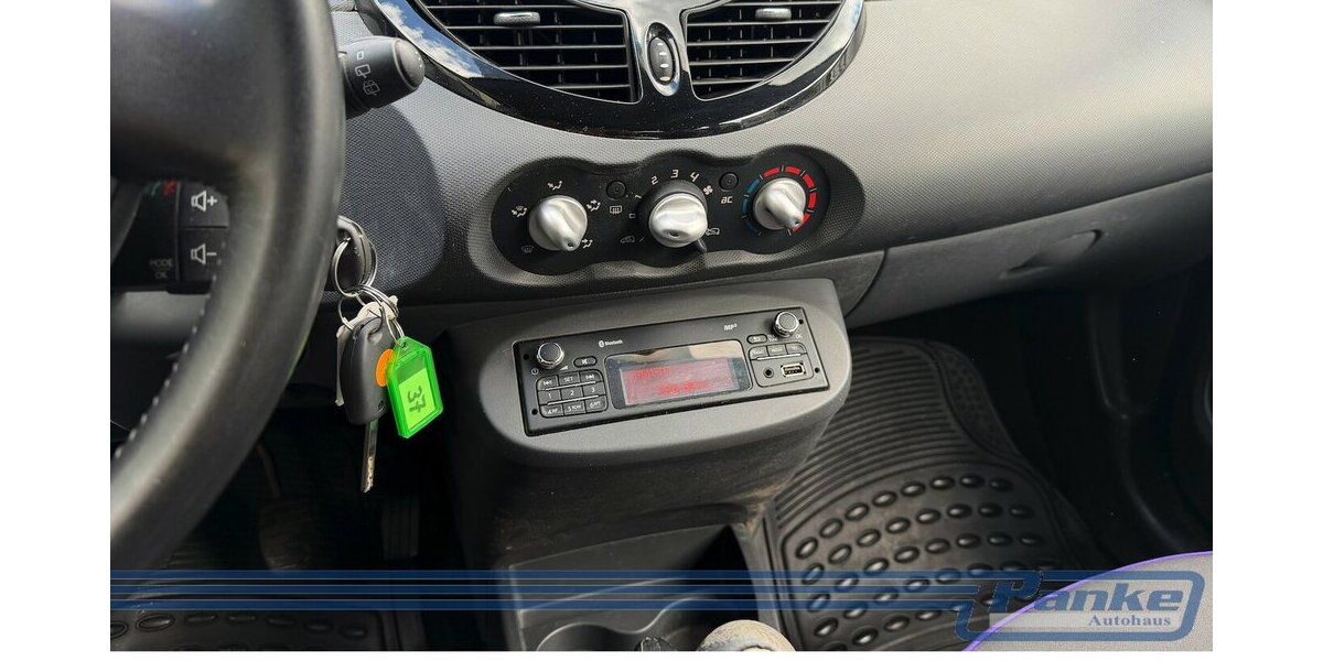 Renault Twingo Paris 1.2*USB*Radio*Tempo*Klima*1Hand*8R 112.953 km 2.850 &euro; Berlin 13187