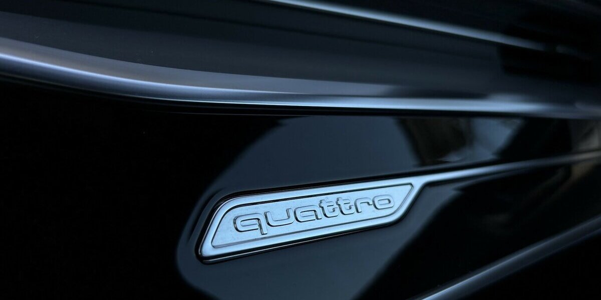 Audi A6 Avant 45 TFSI quattro S-LINE/MEMORY/360°3D 112.242 km 28.900 &euro; Villingen-Schwenningen 78054