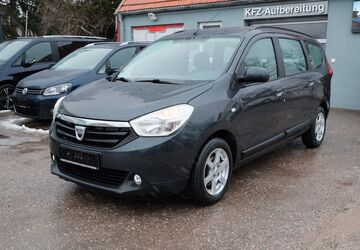 Dacia Lodgy 199.563 km 4.495 &euro; München 81249