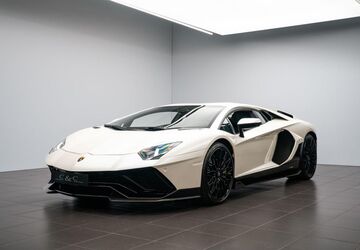 Lamborghini Aventador 6.600 km 589.000 &euro; Putzbrunn 85640