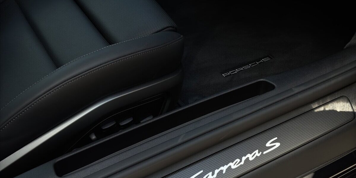 Porsche 911 Carrera S Matrix 360° Bose Carbon PPF NP205t 5.890 km 174.700 &euro; Wuppertal 42327