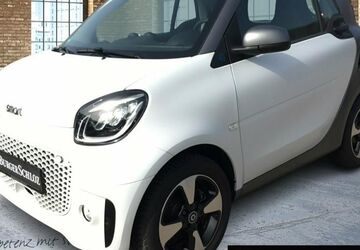 Smart ForTwo 21.355 km 14.690 &euro; Geislingen/ Steige 73312