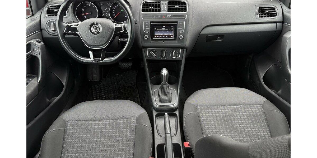 VW Polo 1.2 TSI COMFORTLINE BMT/START-STOPP/TEMPO. 46.812 km 12.900 &euro; Villingen-Schwenningen 78054