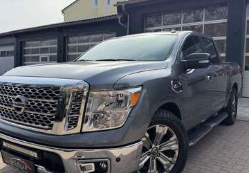 Nissan Titan 47.000 km 39.900 &euro; Floß 92685