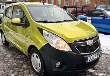 Chevrolet Spark 66.426 km 3.690 &euro; Berlin 13403
