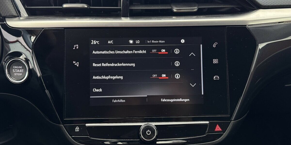 Opel Corsa e 50 kWh Elegance Sitzheizung Carplay LED 30.800 km 16.230 &euro; Lich 35423