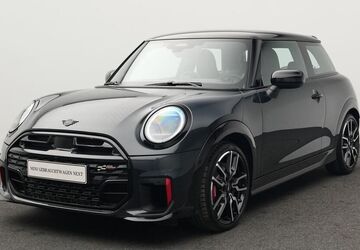 Mini John Cooper Works 7.298 km 37.679 &euro; 