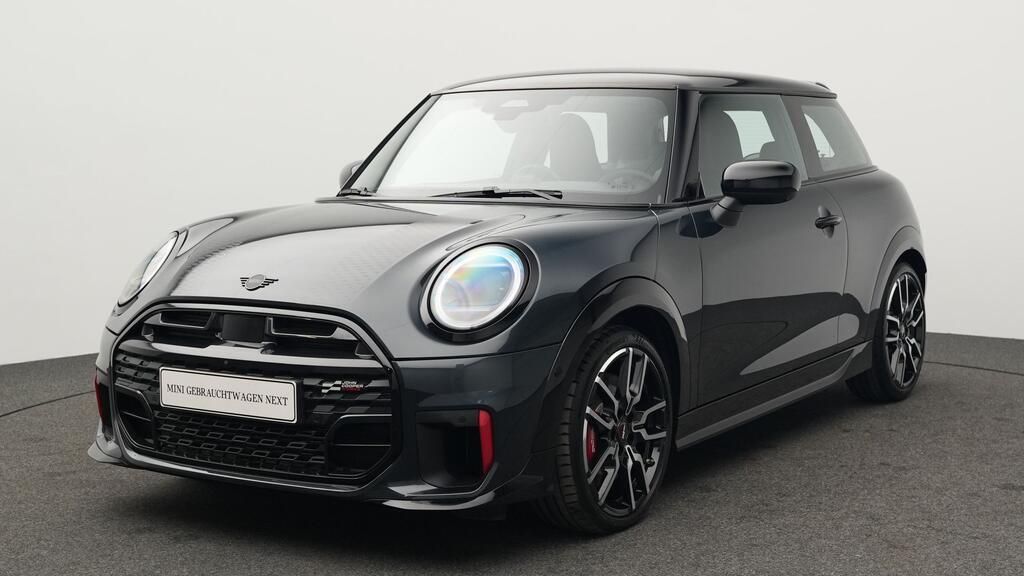 Mini John Cooper Works 7.298 km 37.679 &euro; 
