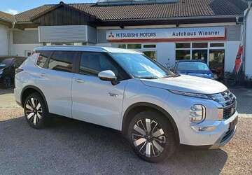 Mitsubishi Outlander 3.500 km 46.990 &euro; Schmölln 04626