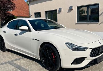 Maserati Ghibli 77.000 km 43.900 &euro; Ingolstadt 85055