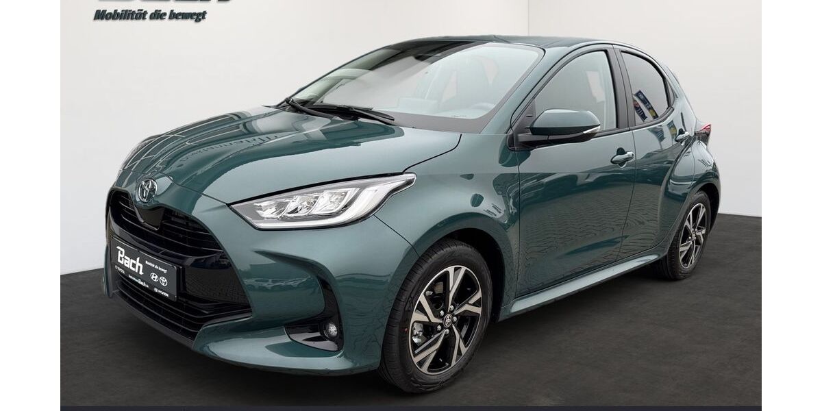 Toyota Yaris 2.500 km 27.220 &euro; Friedrichshafen 88046