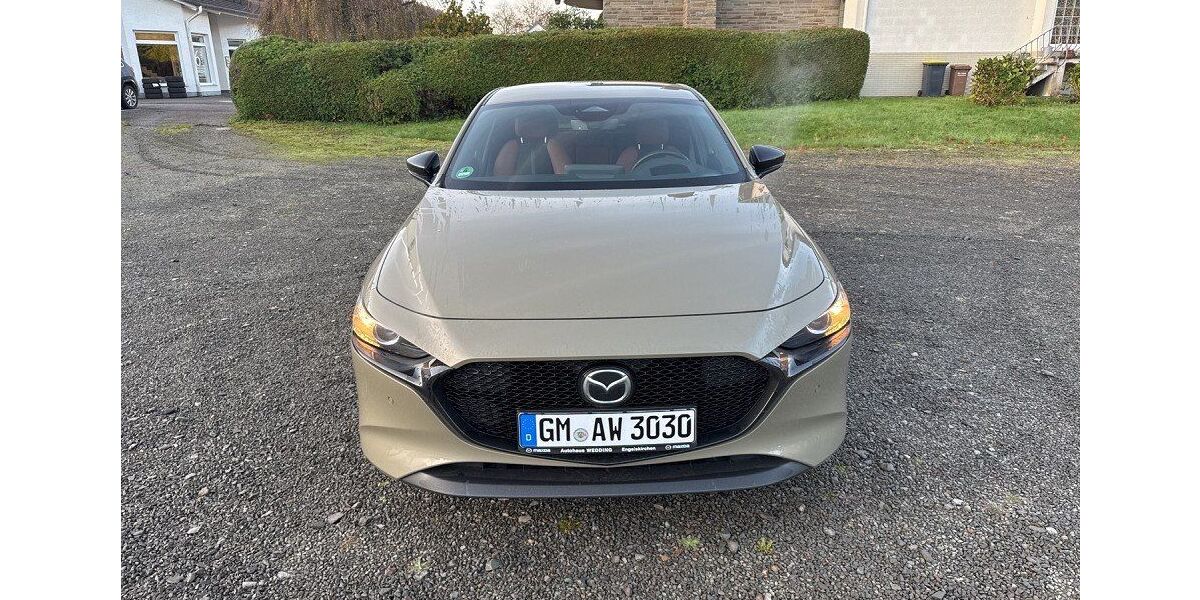 Mazda 3 7.174 km 26.980 &euro; Engelskirchen 51766