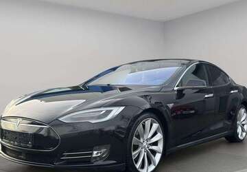 Tesla Model S 97.650 km 23.480 &euro; Langenweddingen 39171