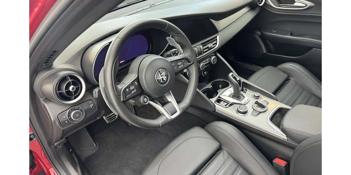Alfa Romeo Giulia 2.0 Veloce Q4 FULL LED LEDER 12.200 km 33.780 &euro; Lich 35423