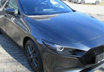 Mazda 3 1.165 km 27.290 &euro; Dresden 01139
