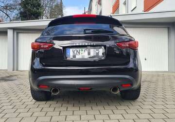 INFINITI FX 146.000 km 16.300 &euro; Singen 78224
