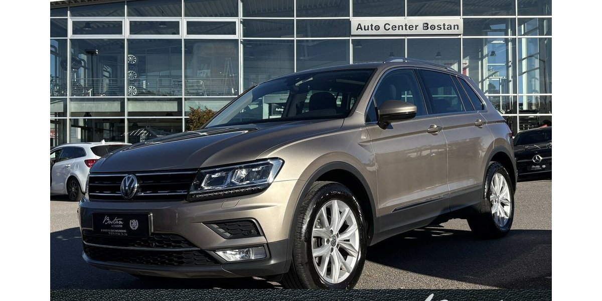 VW Tiguan 2.0 TDI HIGHLINE/4x4/PANO/STANDHEIZUNG 137.501 km 19.800 &euro; Villingen-Schwenningen 78054