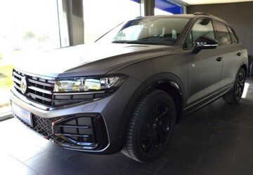 VW Touareg 6.987 km 82.860 &euro; Neuruppin 16816