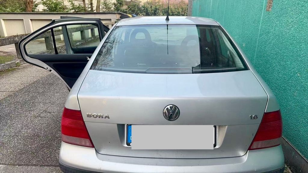 VW Bora 265.000 km 1.500 &euro; Moers 47441